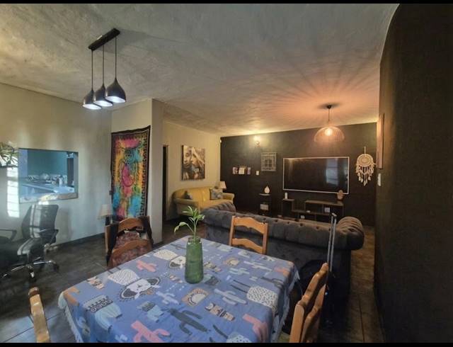 3 BEDROOM TOWNHOUSE FOR SALE IN THREE RIVERS